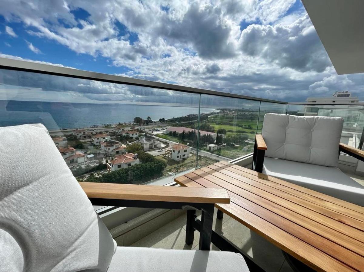 Sea View Suites By The Coast فاماغوستا المظهر الخارجي الصورة