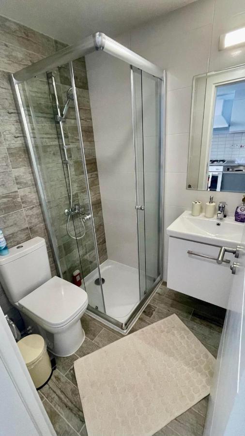 Sea View Suites By The Coast فاماغوستا المظهر الخارجي الصورة
