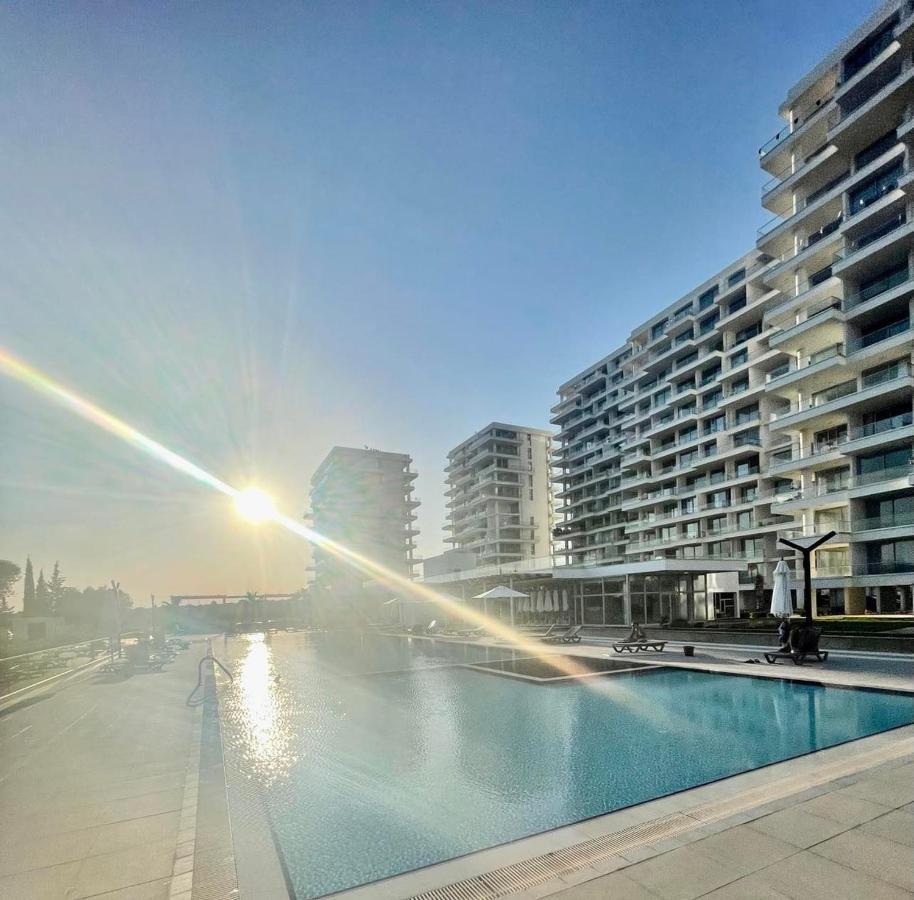 Sea View Suites By The Coast فاماغوستا المظهر الخارجي الصورة