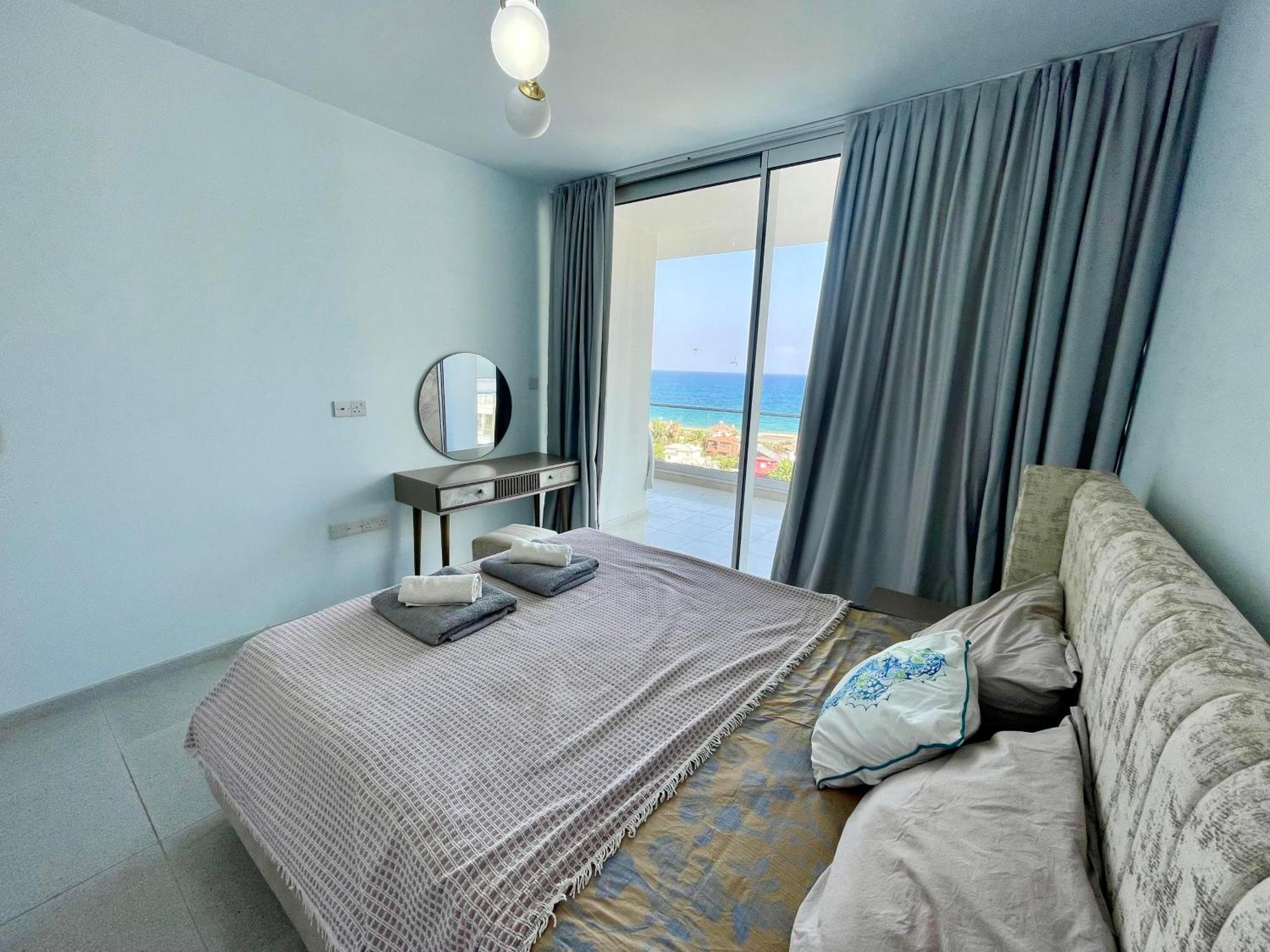 Sea View Suites By The Coast فاماغوستا المظهر الخارجي الصورة