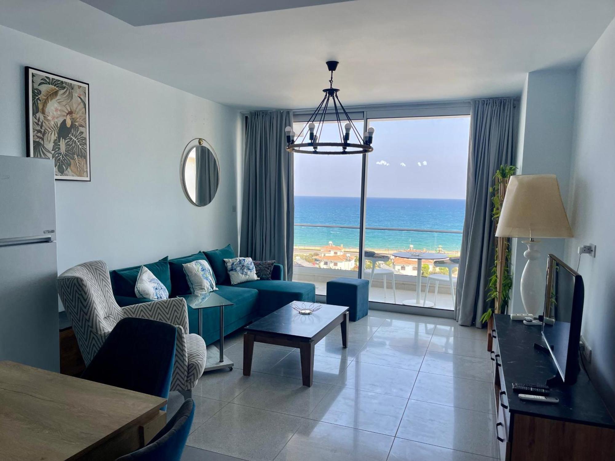Sea View Suites By The Coast فاماغوستا المظهر الخارجي الصورة